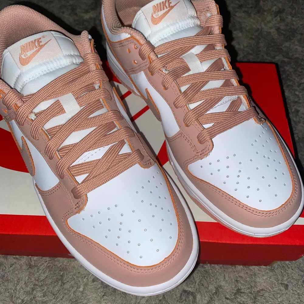 Nike Dunk Low